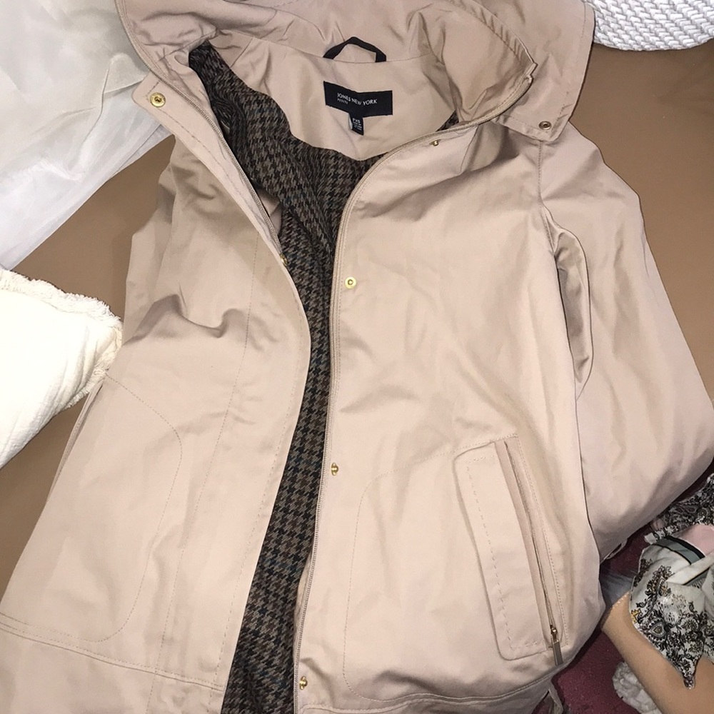 Winter coat jacket! Size : XS BUT FITS like a Med.
